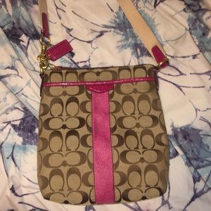 Coach crossbody bag, great condition!